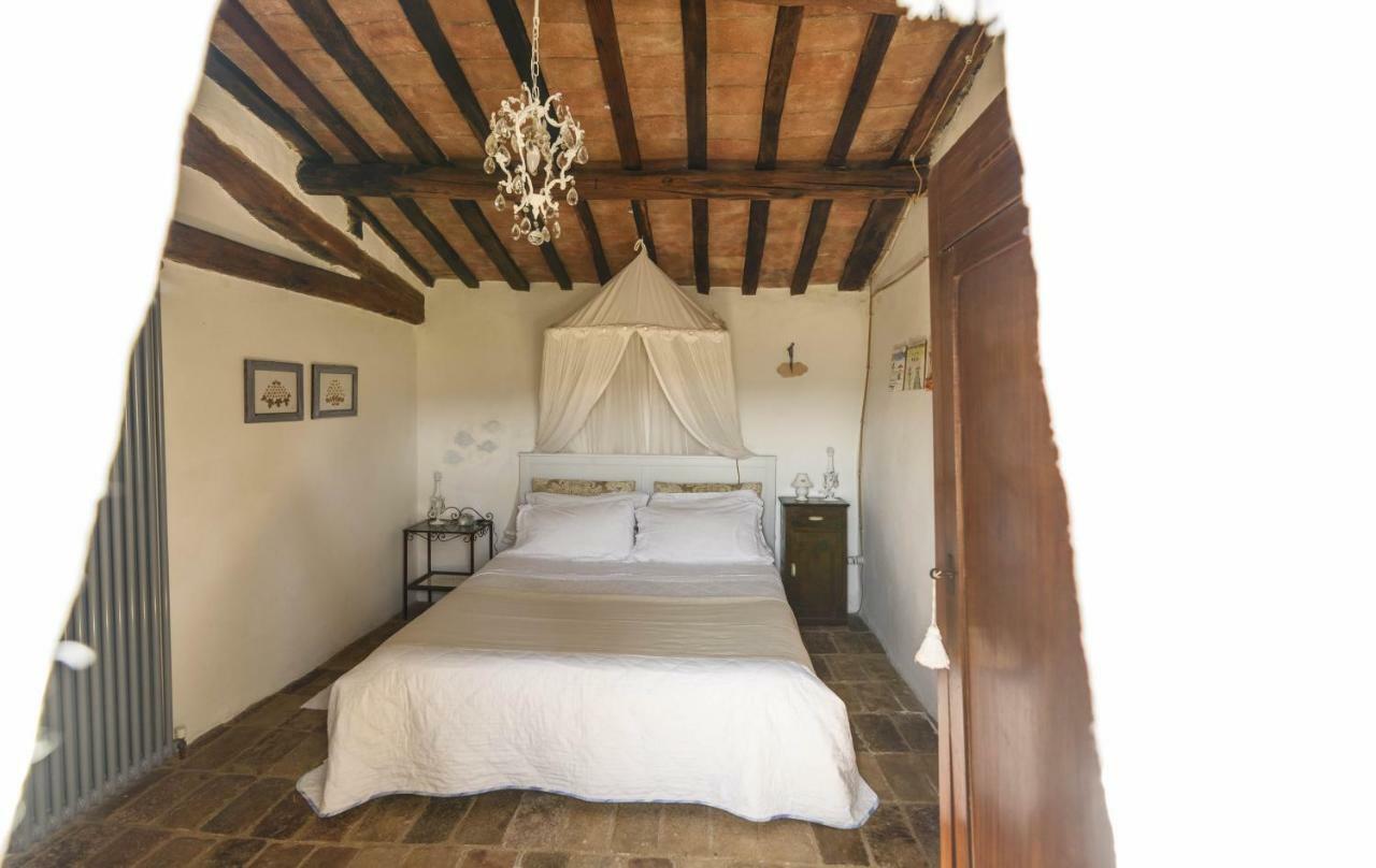 Le Bumbarelle Bed and Breakfast Tavoleto Eksteriør billede